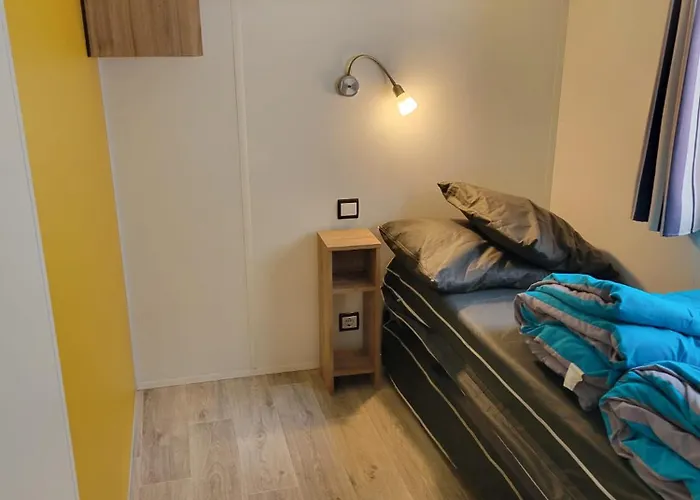 La Lette Fleurie - Mobil Spacieux Climatise 6-8 Personnes Equipe En 4 Etoiles キャンプ場 *